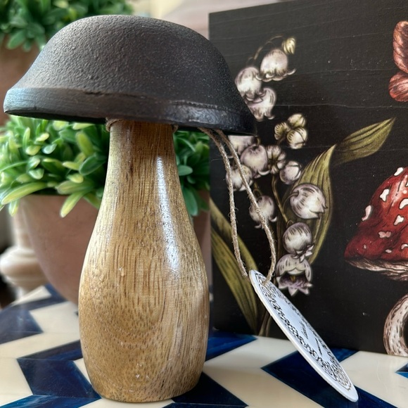 NEW! Cottage Farmhouse Fall Harvest Enchanted Garden Woodland Forest Mushroom - Picture 4 of 5